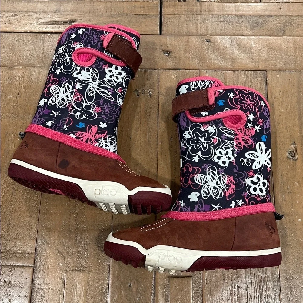 Plae Thandi floral scribble suede waterproof winter boots girls size 9.5